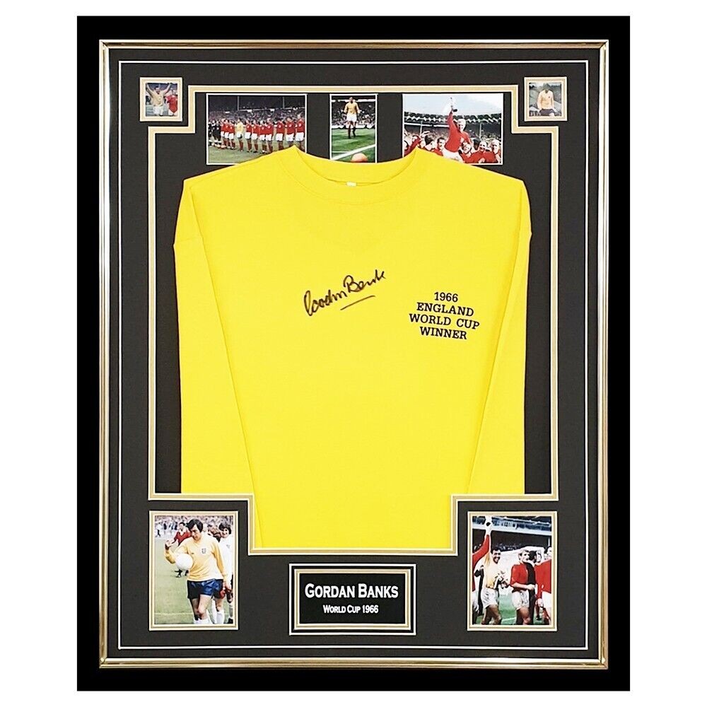 Signed Gordan Banks Shirt - Framed World Cup 1966 Icon +COA