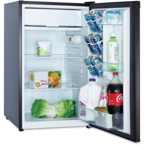 Avanti Refrigerator/Freezer RM4416B Avanti RM4416B 079841044160